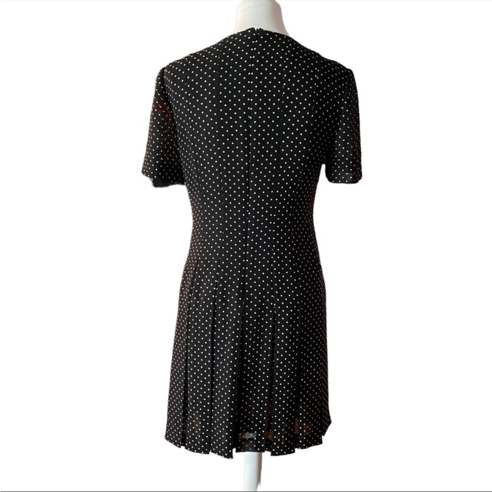 🐝🐝🐝CYNTHIA HOWIE DRESS🐝🐝🐝 - Picture 3 of 5